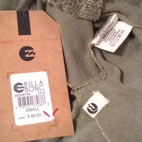NWT Billabong Oversize Top SP - Picture 4 of 5